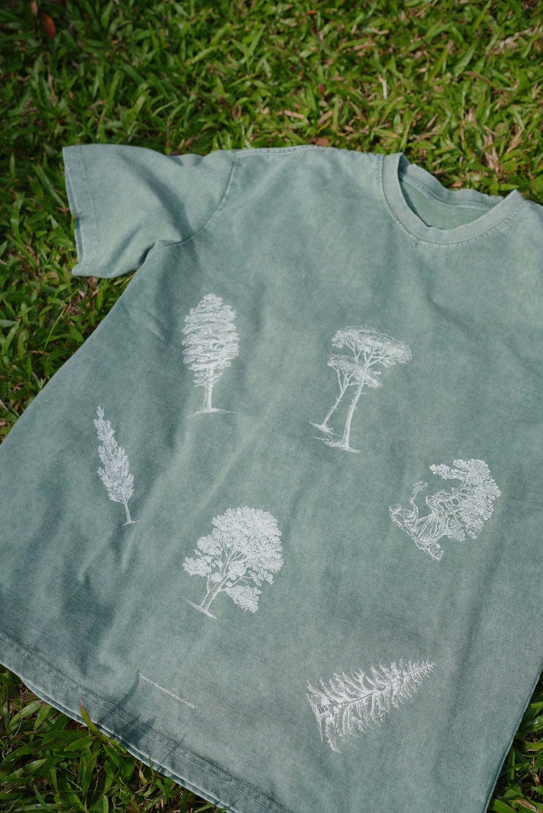 JL The Whispering Six T-Shirt - Washed Green