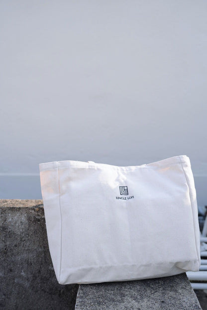 JL The Vessel of Echoes Totebag